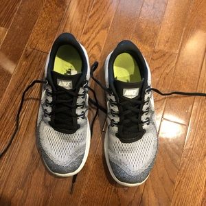 Nike Free RN women’s sneakers